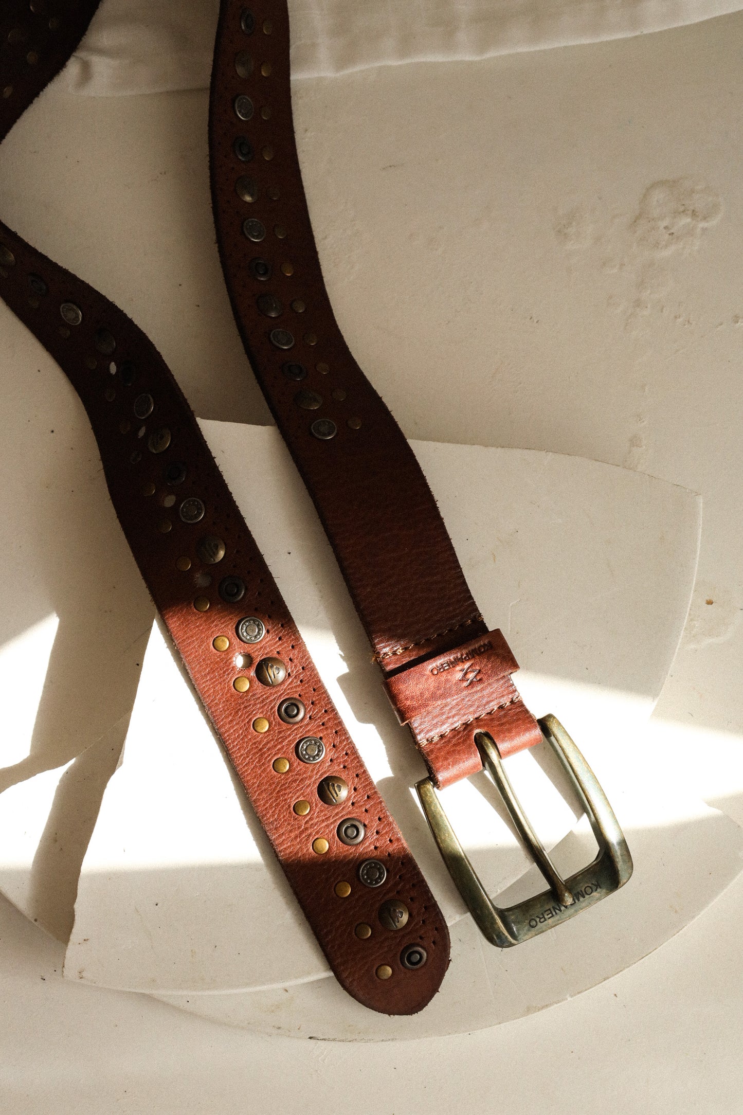 KOMPANERO CHOC STUD BELT XS/S