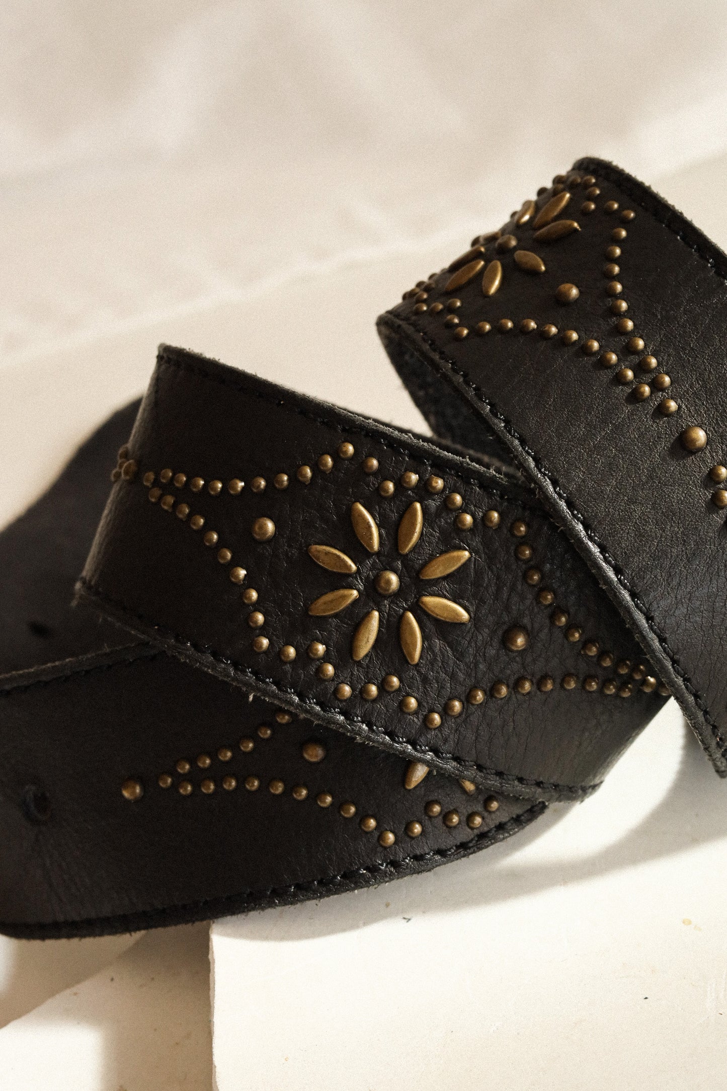 KOMPANERO BLACK STUDDED BELT S